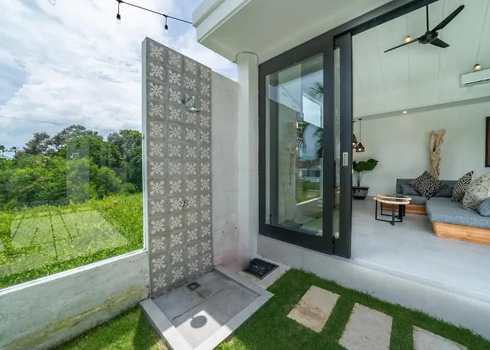 Isyan - 3 Bdr - - Location Canggu