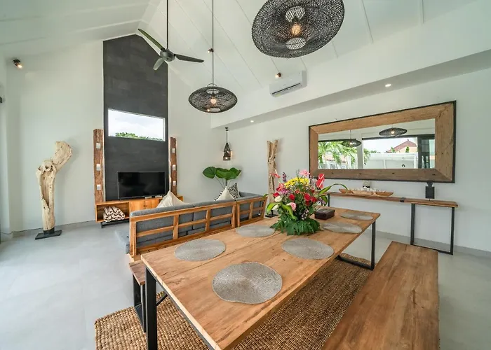 Villa Isyan - 3 Bdr - - Location *